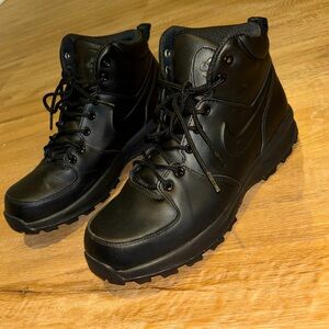 Nike boots